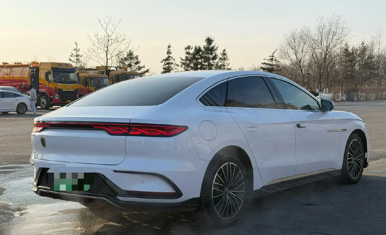 2023 BYD Han 1.5T 139HP L4 E-CVT PHEV 18.316KWH,autocango,china used car exporter,china ev exporter,chinese used car exporter,chinese used ev exporter