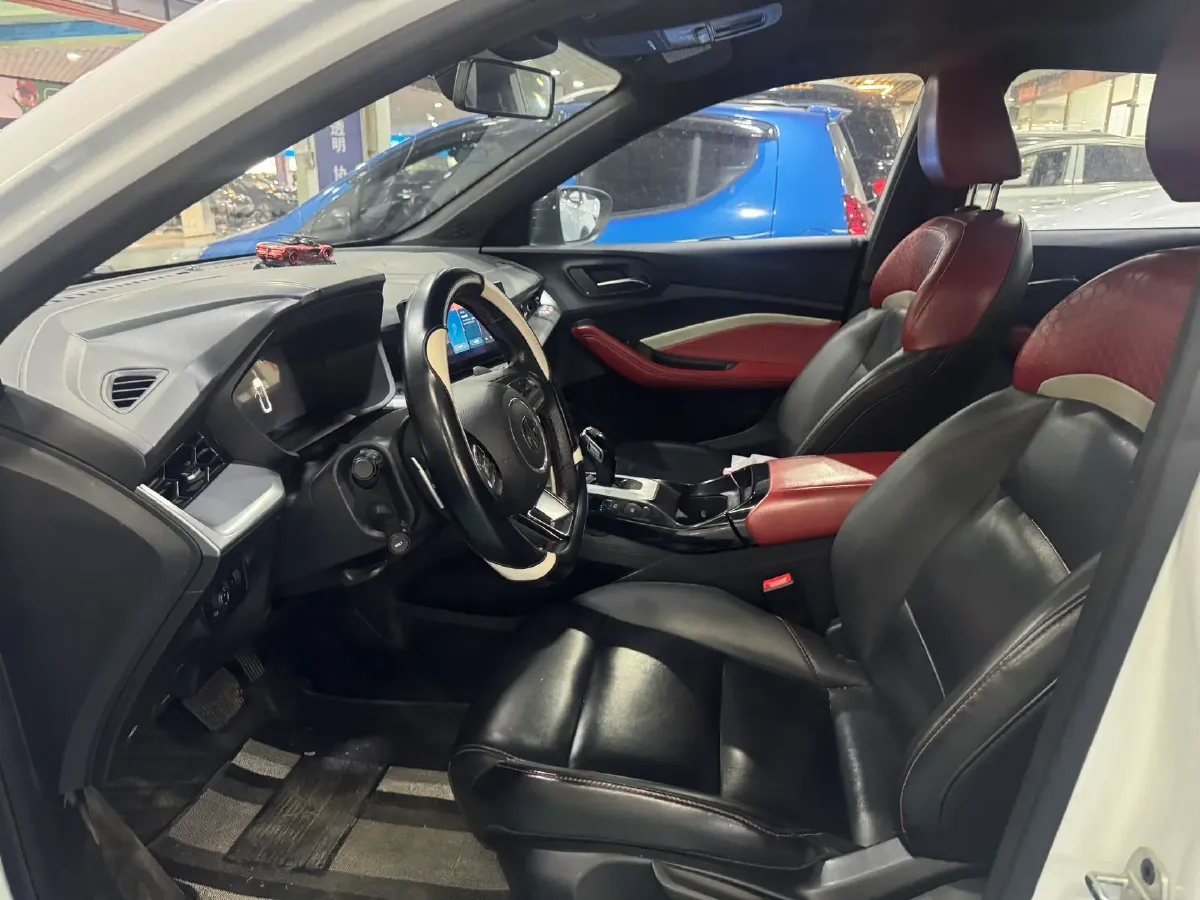 2022 MG 5 1.5T 173HP L4 7DCT,autocango,china used car exporter,china ev exporter,chinese used car exporter,chinese used ev exporter