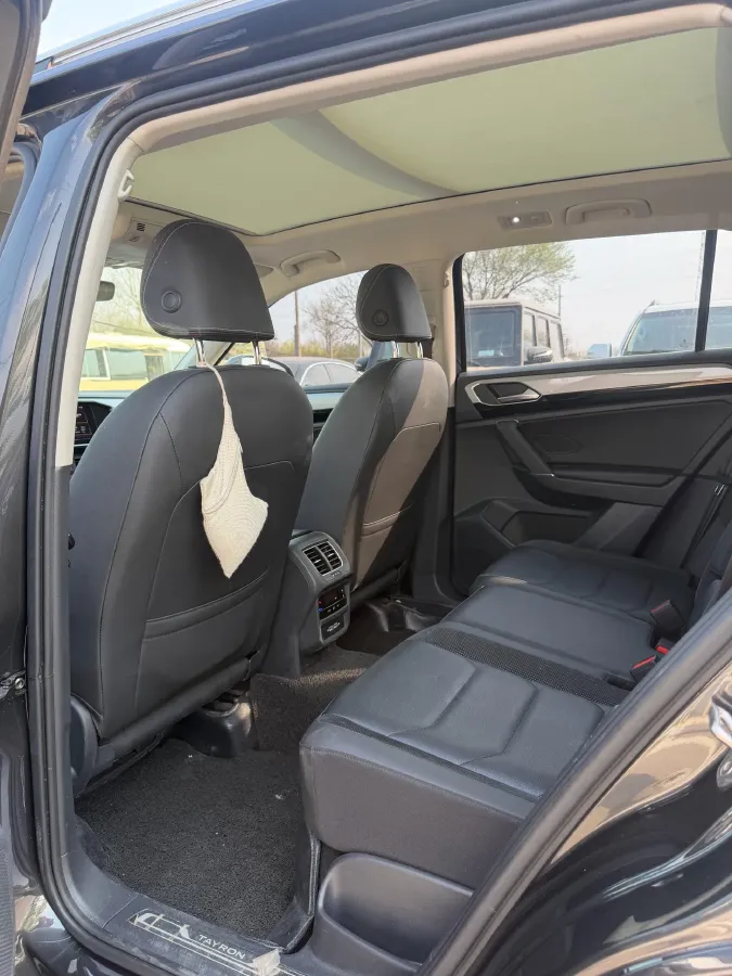 2020 Volkswagen Tayron 2.0T 186HP L4 7DCT,autocango,china used car exporter,china ev exporter,chinese used car exporter,chinese used ev exporter