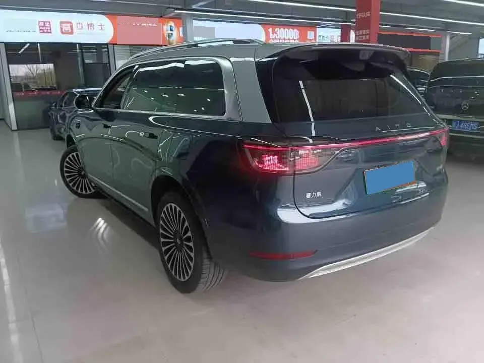 2025 AITO AITO M9 REEV 160HP REEV 52KWH,autocango,china used car exporter,china ev exporter,chinese used car exporter,chinese used ev exporter