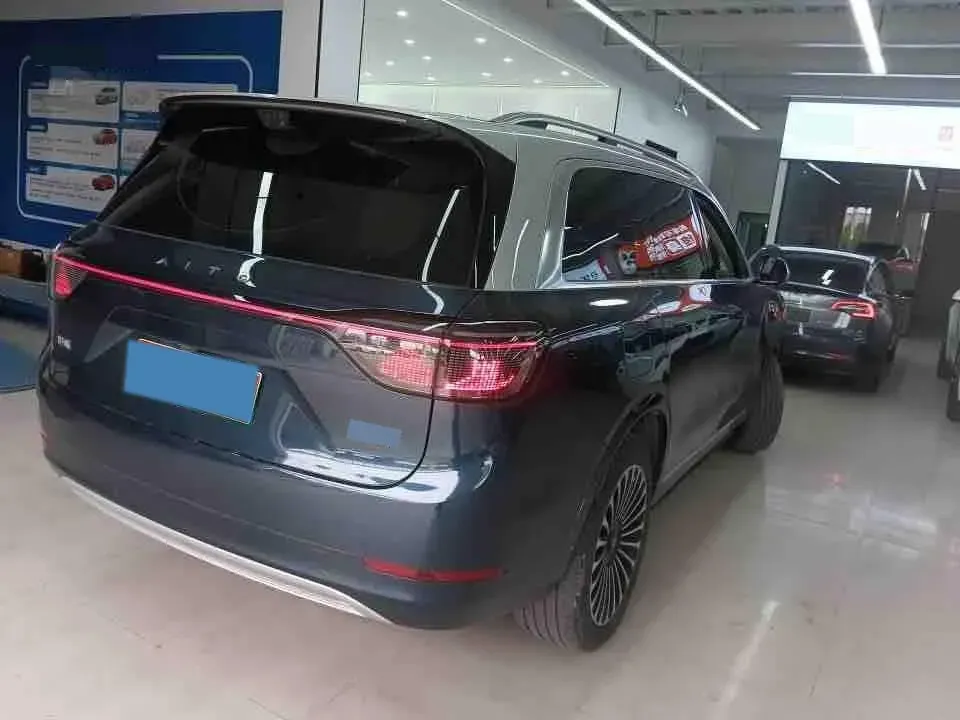 2025 AITO AITO M9 REEV 160HP REEV 52KWH,autocango,china used car exporter,china ev exporter,chinese used car exporter,chinese used ev exporter