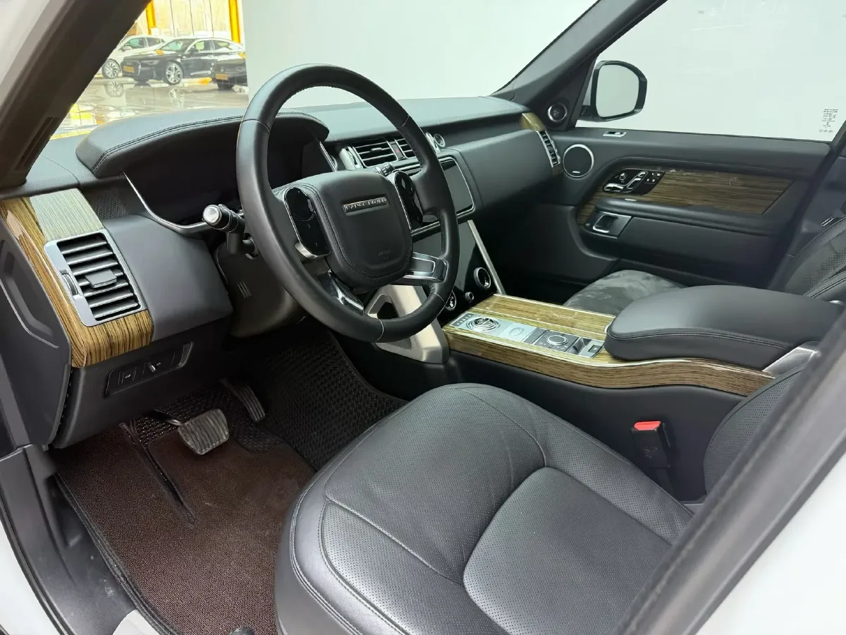 2020 Land Rover Range Rover 3.0T 400HP L6 8AT,autocango,china used car exporter,china ev exporter,chinese used car exporter,chinese used ev exporter