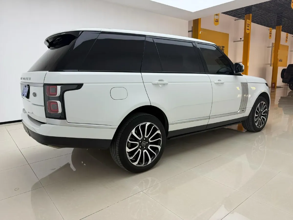2020 Land Rover Range Rover 3.0T 400HP L6 8AT,autocango,china used car exporter,china ev exporter,chinese used car exporter,chinese used ev exporter