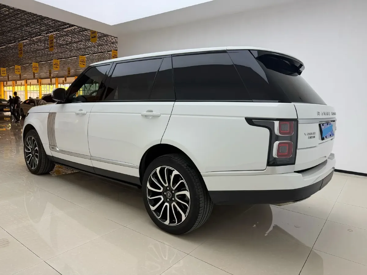 2020 Land Rover Range Rover 3.0T 400HP L6 8AT,autocango,china used car exporter,china ev exporter,chinese used car exporter,chinese used ev exporter
