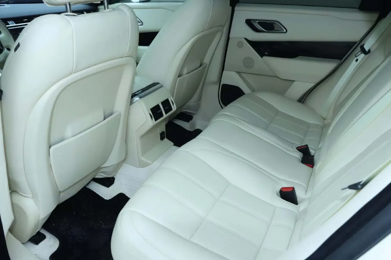 2020 Land Rover Range Rover Velar 3.0T 340HP V6 8AT,autocango,china used car exporter,china ev exporter,chinese used car exporter,chinese used ev exporter