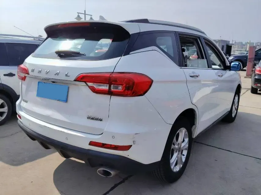 2017 Haval M6 1.5T 150HP L4 6AT,autocango,china used car exporter,china ev exporter,chinese used car exporter,chinese used ev exporter