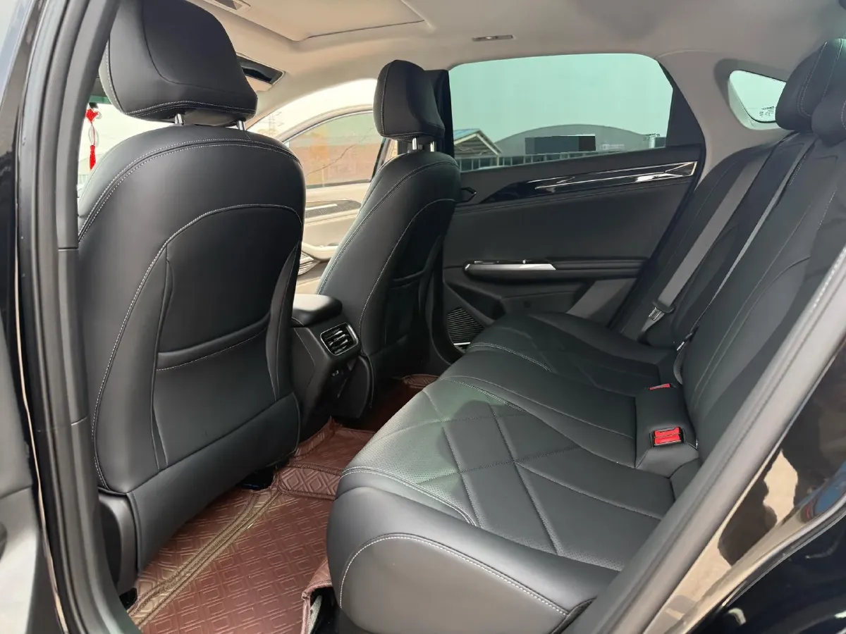 2024 Geely Galaxy L6 1.5T 163HP L4 3DHT PHEV,autocango,china used car exporter,china ev exporter,chinese used car exporter,chinese used ev exporter