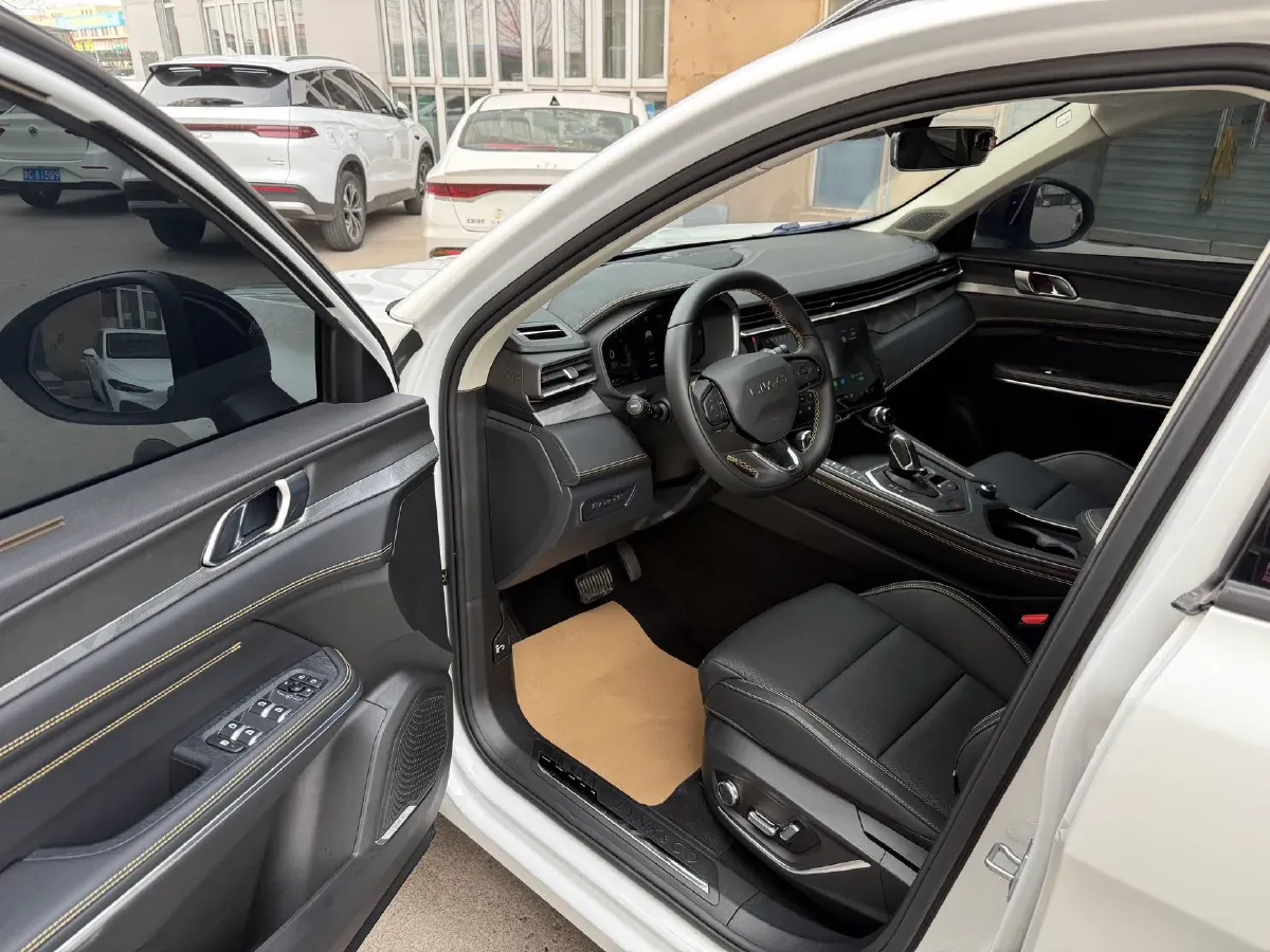 2024 LYNK&CO 01 2.0T 254HP L4 8AT,autocango,china used car exporter,china ev exporter,chinese used car exporter,chinese used ev exporter