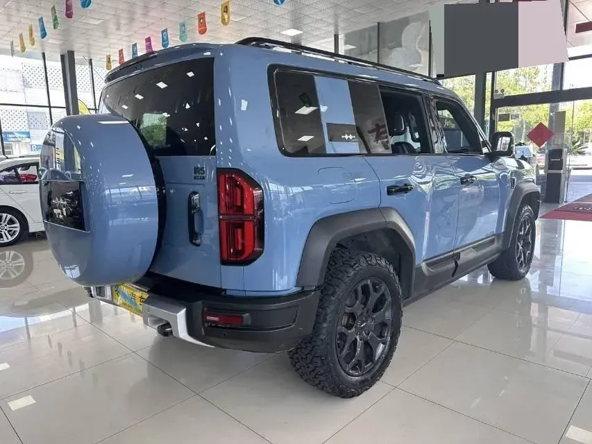 2025 FangChengBao Bao 8 2.0T 245HP L4 E-CVT PHEV 36.8KWH,autocango,china used car exporter,china ev exporter,chinese used car exporter,chinese used ev exporter