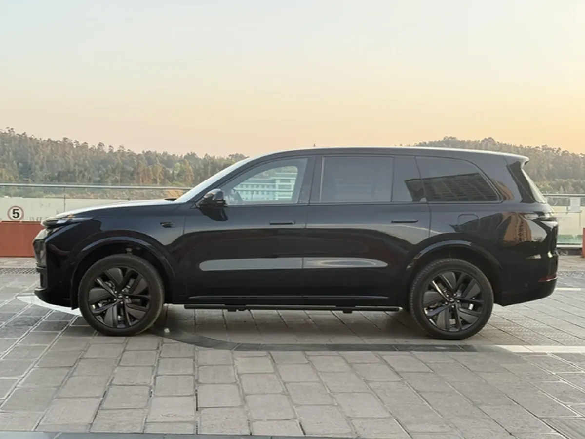 2023 Li L9 Range Extended 154HP REEV 42.6KWH,autocango,china used car exporter,china ev exporter,chinese used car exporter,chinese used ev exporter