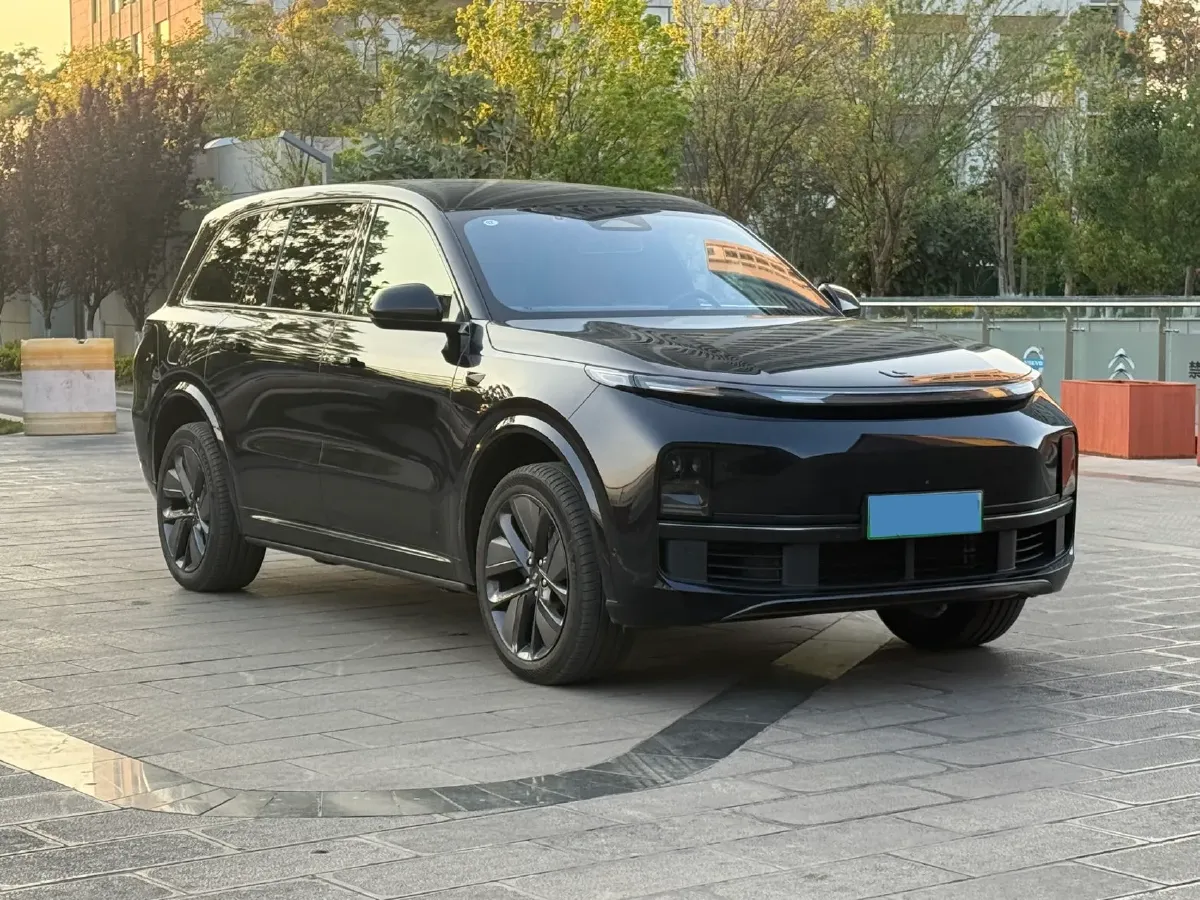 2023 Li L9 Range Extended 154HP REEV 42.6KWH,autocango,china used car exporter,china ev exporter,chinese used car exporter,chinese used ev exporter