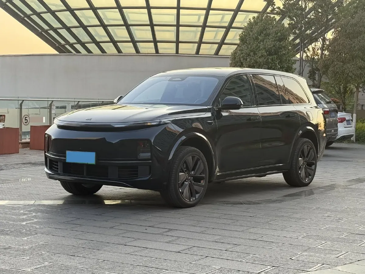 2023 Li L9 Range Extended 154HP REEV 42.6KWH,autocango,china used car exporter,china ev exporter,chinese used car exporter,chinese used ev exporter