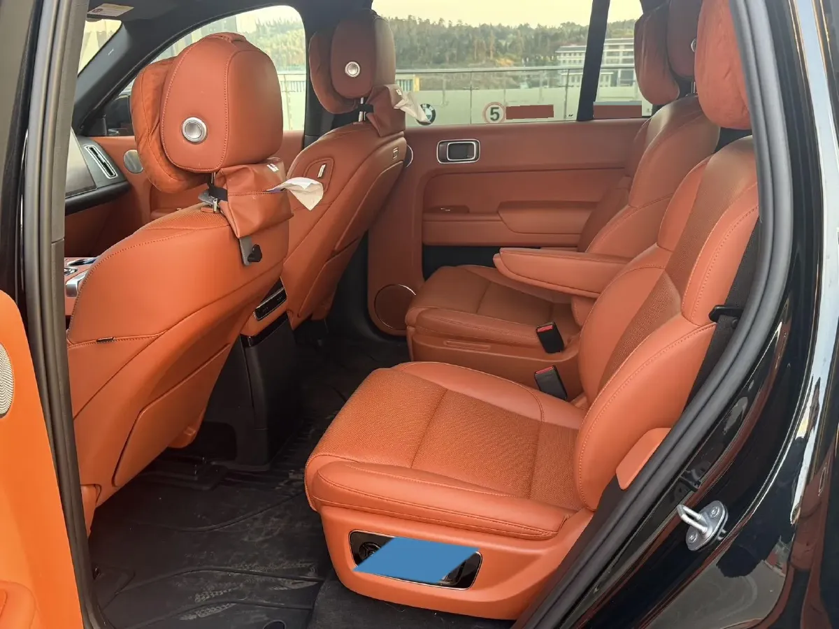 2023 Li L9 Range Extended 154HP REEV 42.6KWH,autocango,china used car exporter,china ev exporter,chinese used car exporter,chinese used ev exporter