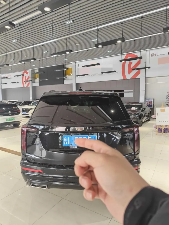 2020 Cadillac XT6 2.0T 237HP L4 9AT,autocango,china used car exporter,china ev exporter,chinese used car exporter,chinese used ev exporter