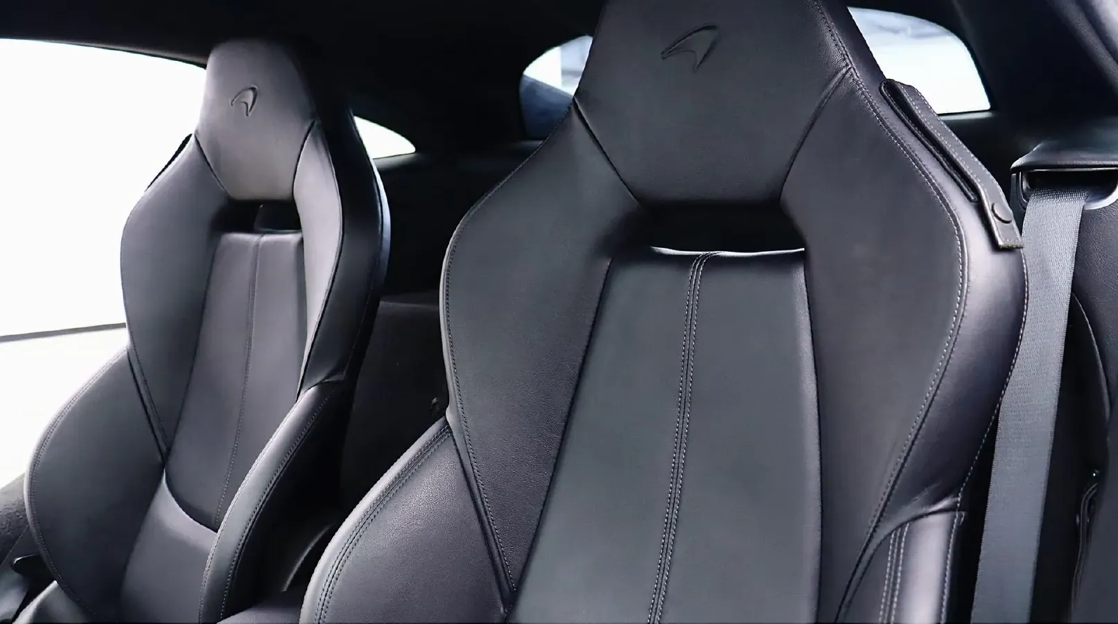 2019 McLaren 570 3.8T 570HP V8 7DCT,autocango,china used car exporter,china ev exporter,chinese used car exporter,chinese used ev exporter