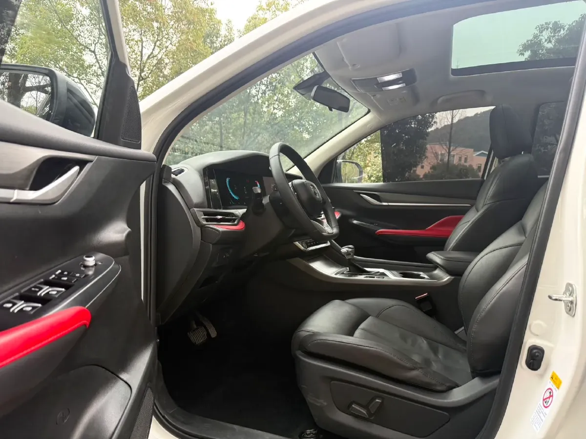 2021 ChangAn CS55 Plus 1.5T 180HP L4 7DCT,autocango,china used car exporter,china ev exporter,chinese used car exporter,chinese used ev exporter