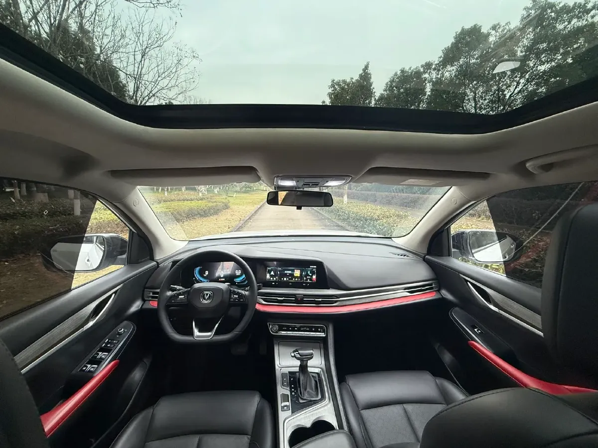 2021 ChangAn CS55 Plus 1.5T 180HP L4 7DCT,autocango,china used car exporter,china ev exporter,chinese used car exporter,chinese used ev exporter