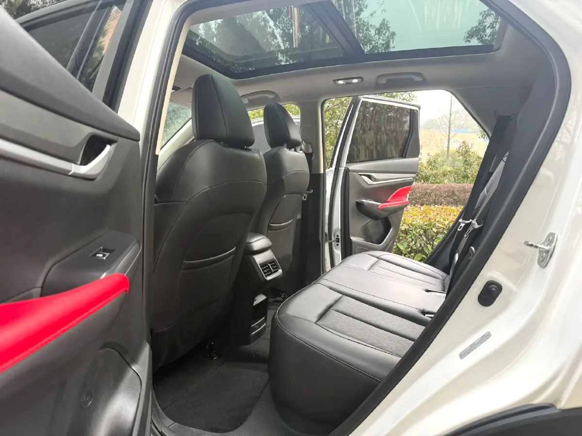 2021 ChangAn CS55 Plus 1.5T 180HP L4 7DCT,autocango,china used car exporter,china ev exporter,chinese used car exporter,chinese used ev exporter