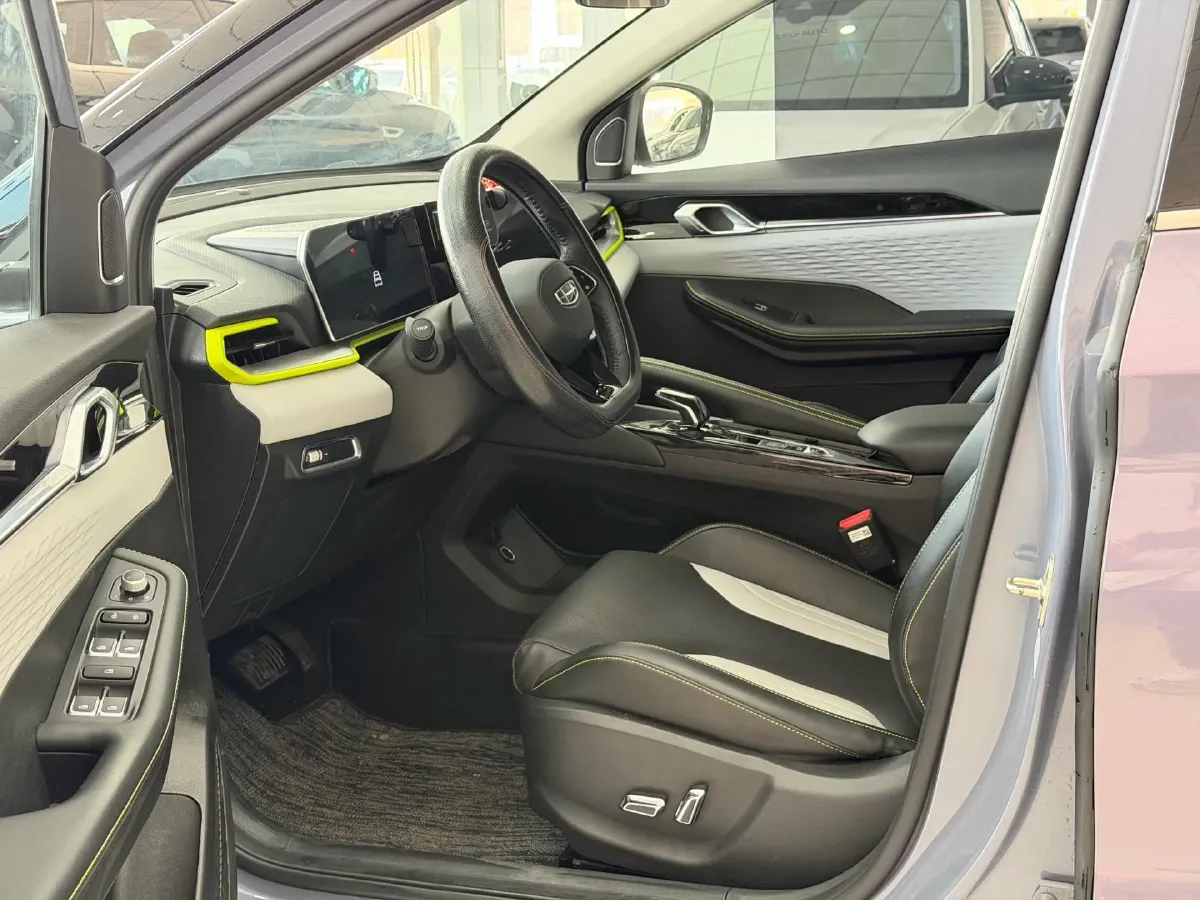 2023 Geely Coolray 1.5T 181HP L4 7DCT,autocango,china used car exporter,china ev exporter,chinese used car exporter,chinese used ev exporter