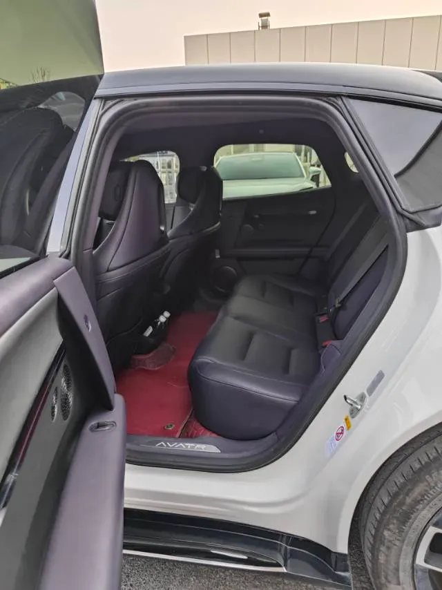 2025 Avatr 06 BEV,autocango,china used car exporter,china ev exporter,chinese used car exporter,chinese used ev exporter