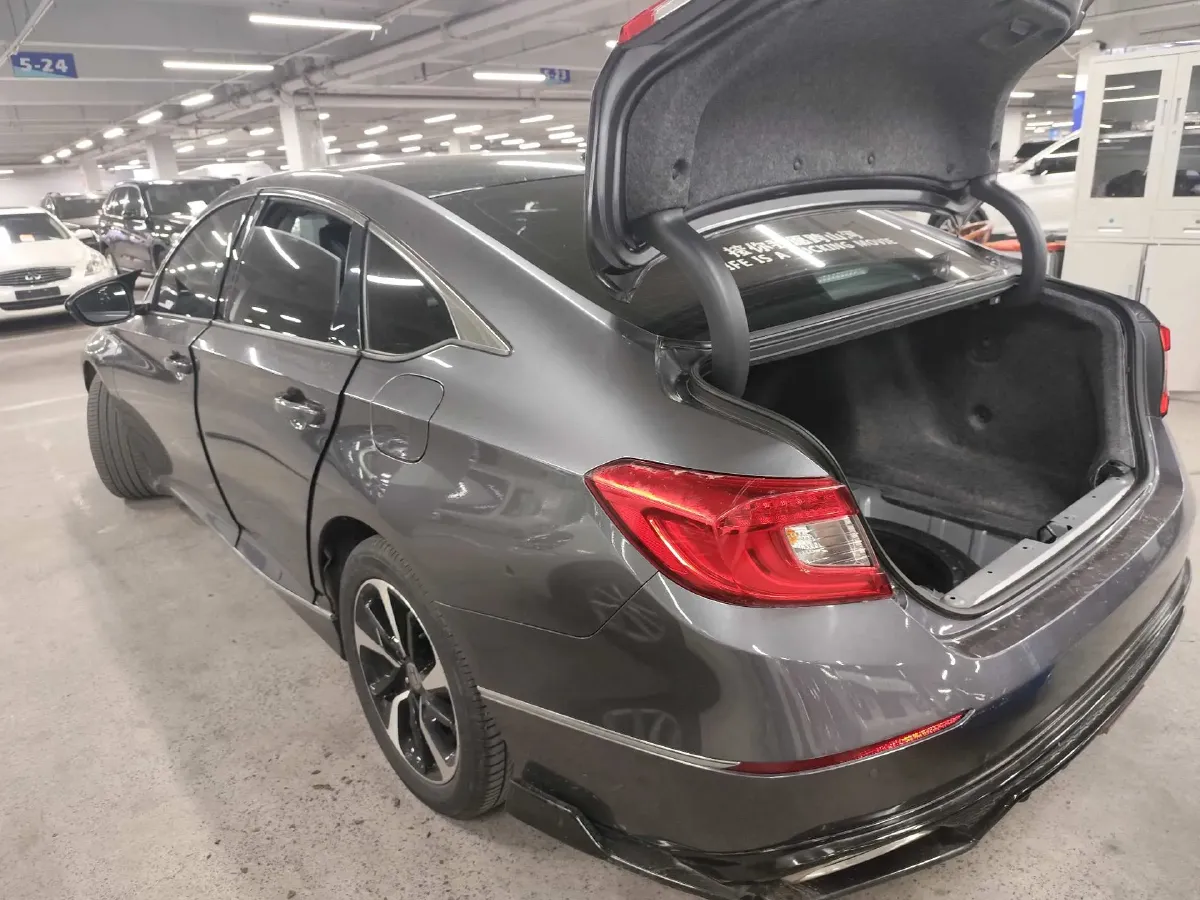 2018 Honda Accord 1.5T 194HP L4 CVT,autocango,china used car exporter,china ev exporter,chinese used car exporter,chinese used ev exporter