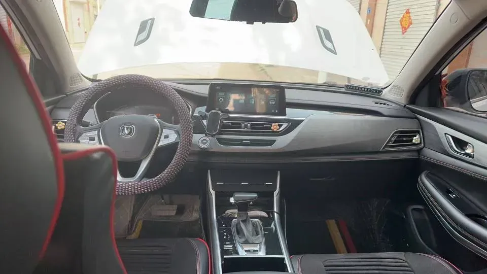 2020 ChangAn CS75 1.5T 178HP L4 7DCT,autocango,china used car exporter,china ev exporter,chinese used car exporter,chinese used ev exporter