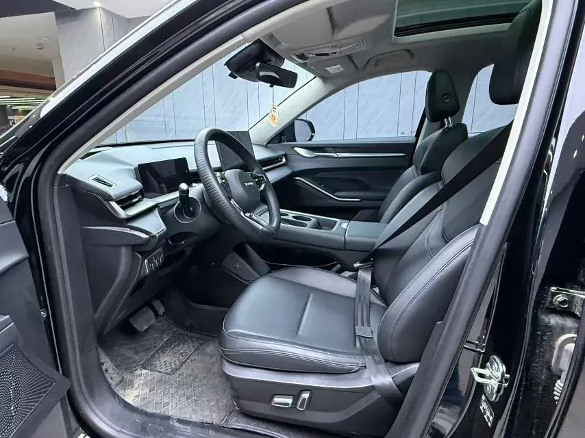 2024 Haval H6 1.5T 184HP L4 7DCT,autocango,china used car exporter,china ev exporter,chinese used car exporter,chinese used ev exporter