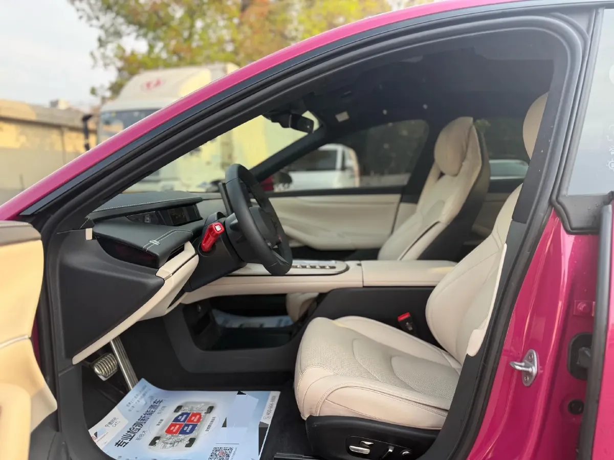 2024 MI SU7 BEV 101KWH,autocango,china used car exporter,china ev exporter,chinese used car exporter,chinese used ev exporter