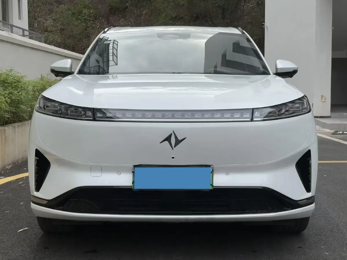 2025 DongFeng eπ eπ008 1.5T 147HP L4 REEV 34.32KWH,autocango,china used car exporter,china ev exporter,chinese used car exporter,chinese used ev exporter