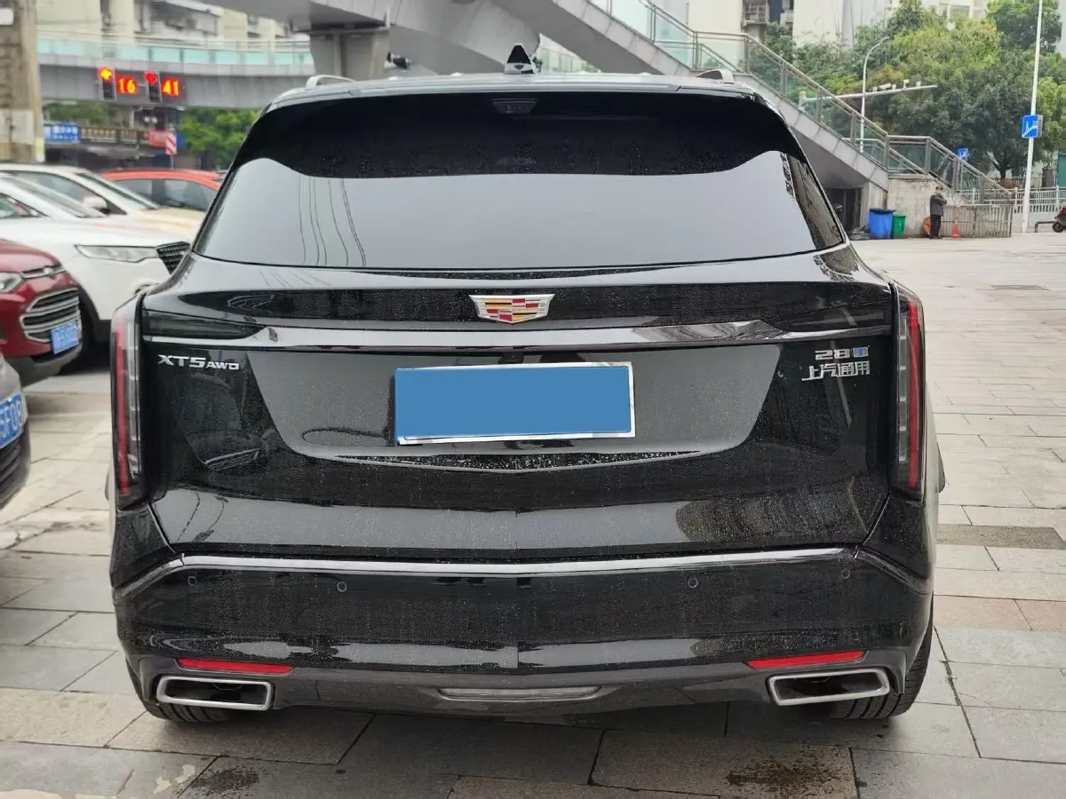 2026 Cadillac XT5 2.0T 237HP L4 9AT,autocango,china used car exporter,china ev exporter,chinese used car exporter,chinese used ev exporter