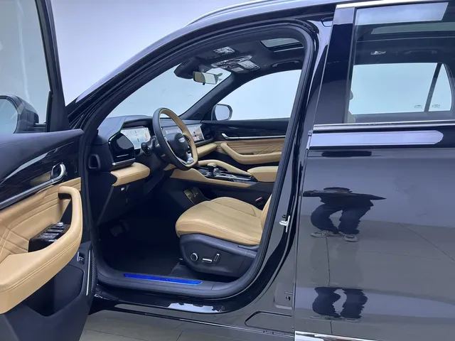 2024 Geely Monjaro 1.5T 163HP L4 3DHT Hybrid,autocango,china used car exporter,china ev exporter,chinese used car exporter,chinese used ev exporter