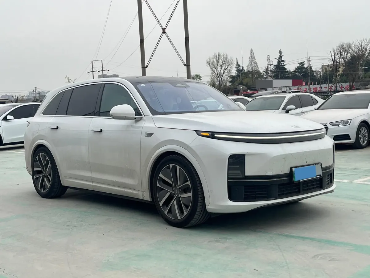 2023 Li L7 Range Extended 154HP REEV 40.9KWH,autocango,china used car exporter,china ev exporter,chinese used car exporter,chinese used ev exporter