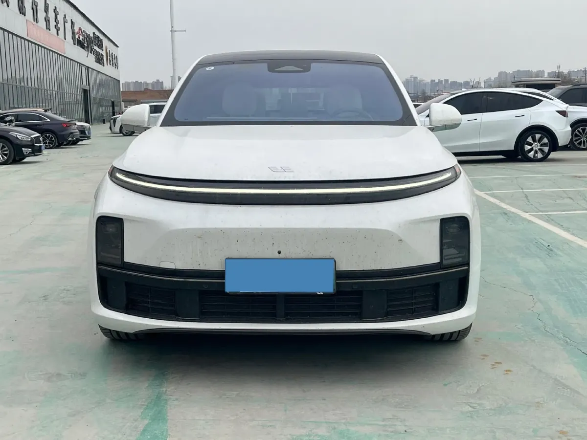 2023 Li L7 Range Extended 154HP REEV 40.9KWH,autocango,china used car exporter,china ev exporter,chinese used car exporter,chinese used ev exporter
