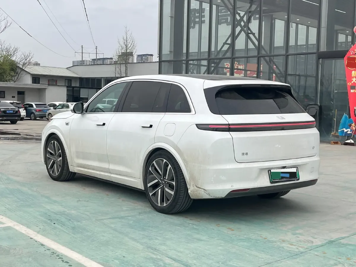 2023 Li L7 Range Extended 154HP REEV 40.9KWH,autocango,china used car exporter,china ev exporter,chinese used car exporter,chinese used ev exporter