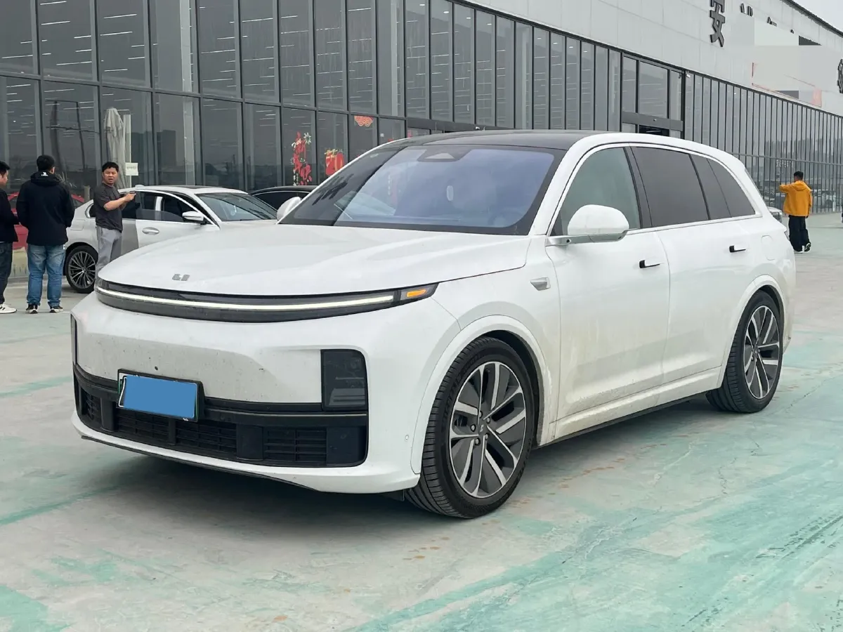 2023 Li L7 Range Extended 154HP REEV 40.9KWH,autocango,china used car exporter,china ev exporter,chinese used car exporter,chinese used ev exporter