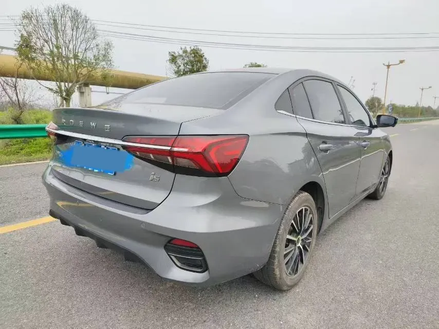 2021 Roewe i5 1.5L 120HP L4 CVT,autocango,china used car exporter,china ev exporter,chinese used car exporter,chinese used ev exporter