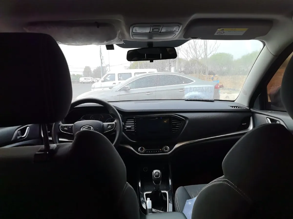 2017 Landwind X2 1.6L 125HP L4 5MT,autocango,china used car exporter,china ev exporter,chinese used car exporter,chinese used ev exporter