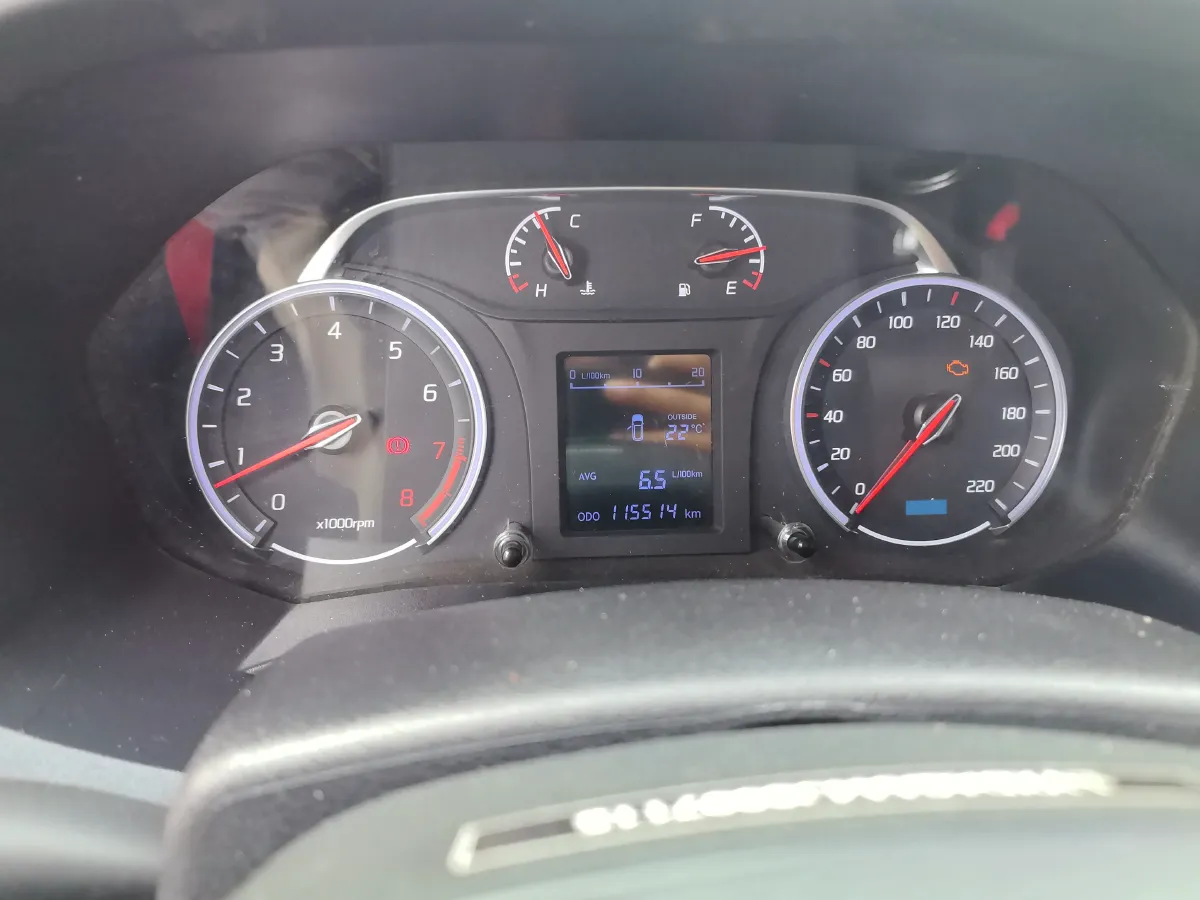 2017 Landwind X2 1.6L 125HP L4 5MT,autocango,china used car exporter,china ev exporter,chinese used car exporter,chinese used ev exporter