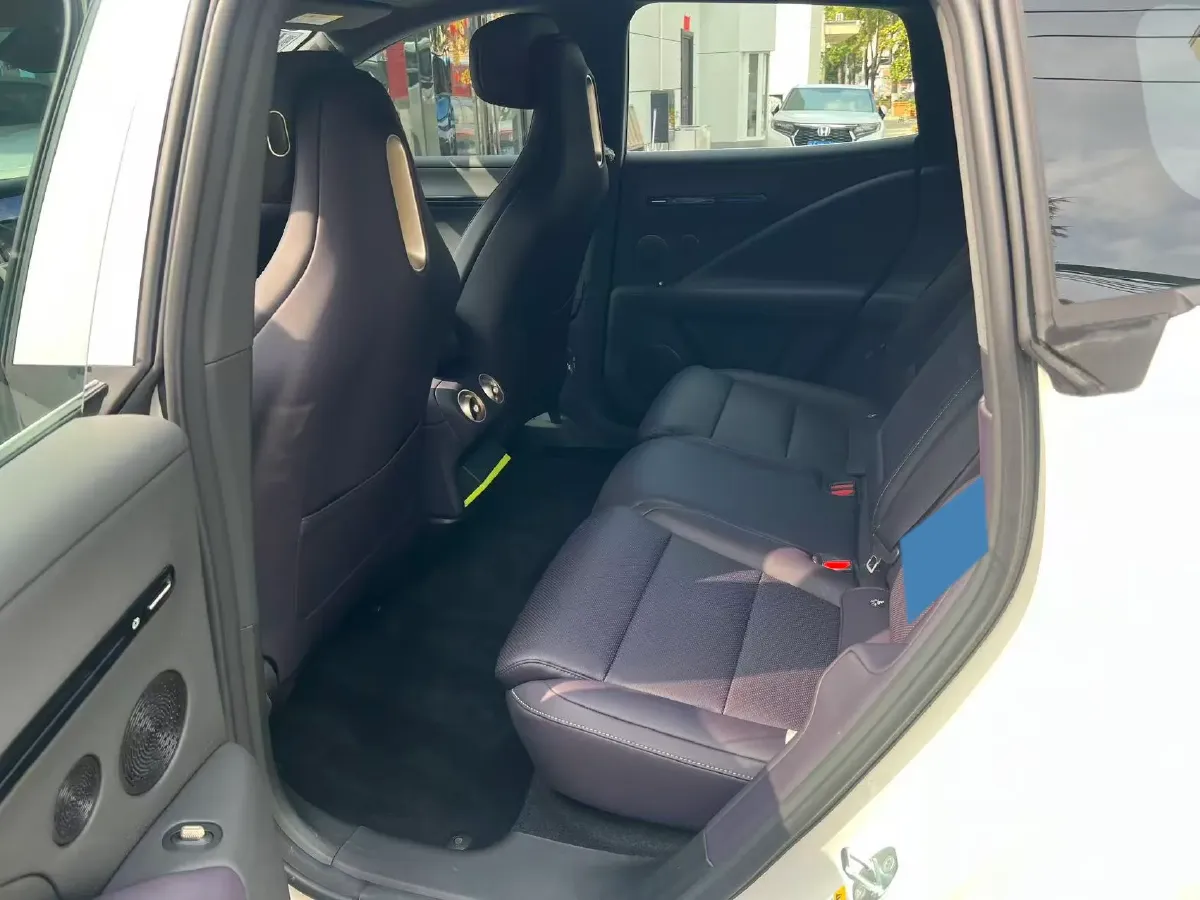 2026 Avatr 07 1.5T 156HP L4 REEV,autocango,china used car exporter,china ev exporter,chinese used car exporter,chinese used ev exporter