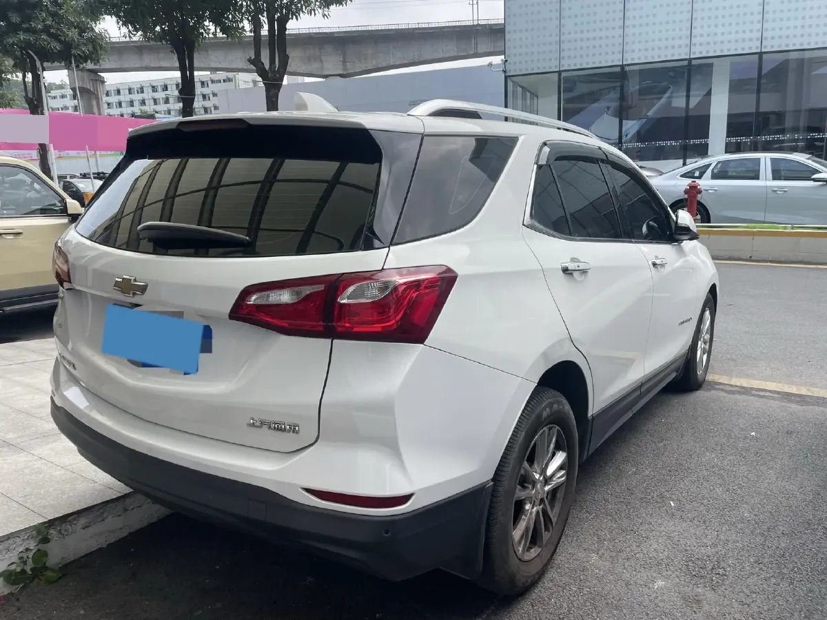 2018 Chevrolet Equinox 1.5T 180HP L4 6AT,autocango,china used car exporter,china ev exporter,chinese used car exporter,chinese used ev exporter