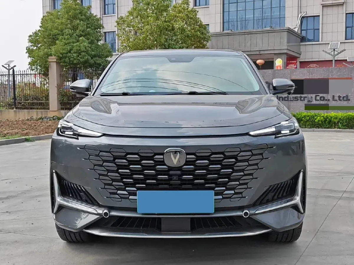 2023 ChangAn UNI-K iDD 1.5T 170HP L4 6TCT PHEV 28.39KWH,autocango,china used car exporter,china ev exporter,chinese used car exporter,chinese used ev exporter