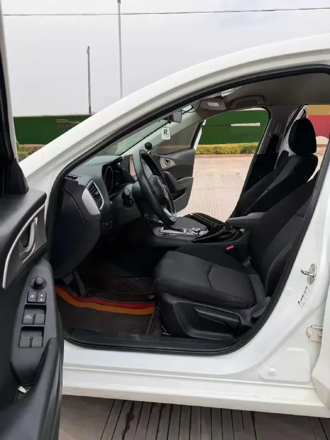 2017 Mazda 3 Axela 1.5L 117HP L4 6AT,autocango,china used car exporter,china ev exporter,chinese used car exporter,chinese used ev exporter