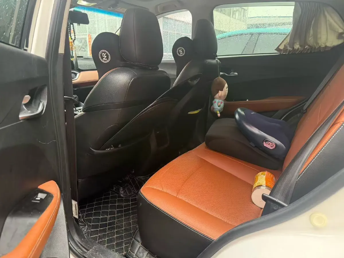 2017 BaoJun 310W 1.5L 105HP L4 6MT,autocango,china used car exporter,china ev exporter,chinese used car exporter,chinese used ev exporter