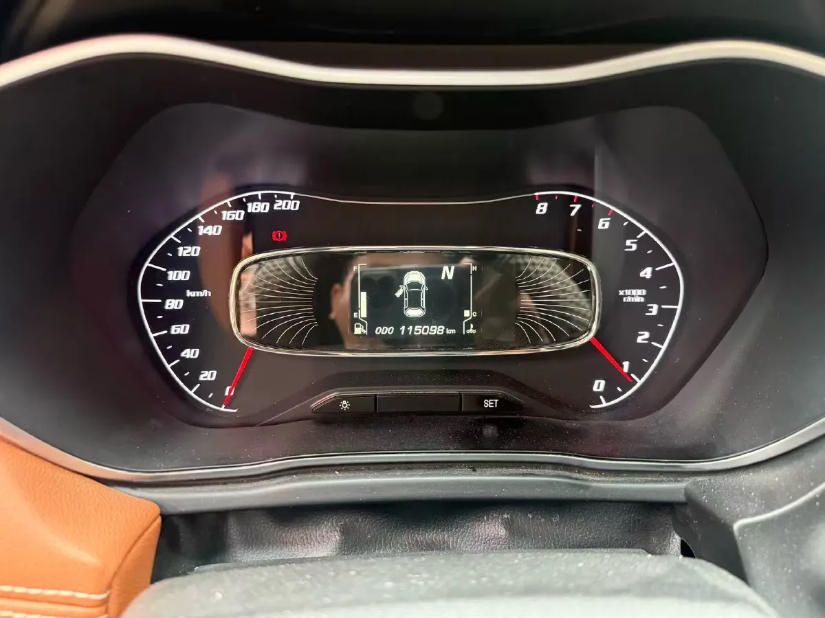 2017 BaoJun 310W 1.5L 105HP L4 6MT,autocango,china used car exporter,china ev exporter,chinese used car exporter,chinese used ev exporter