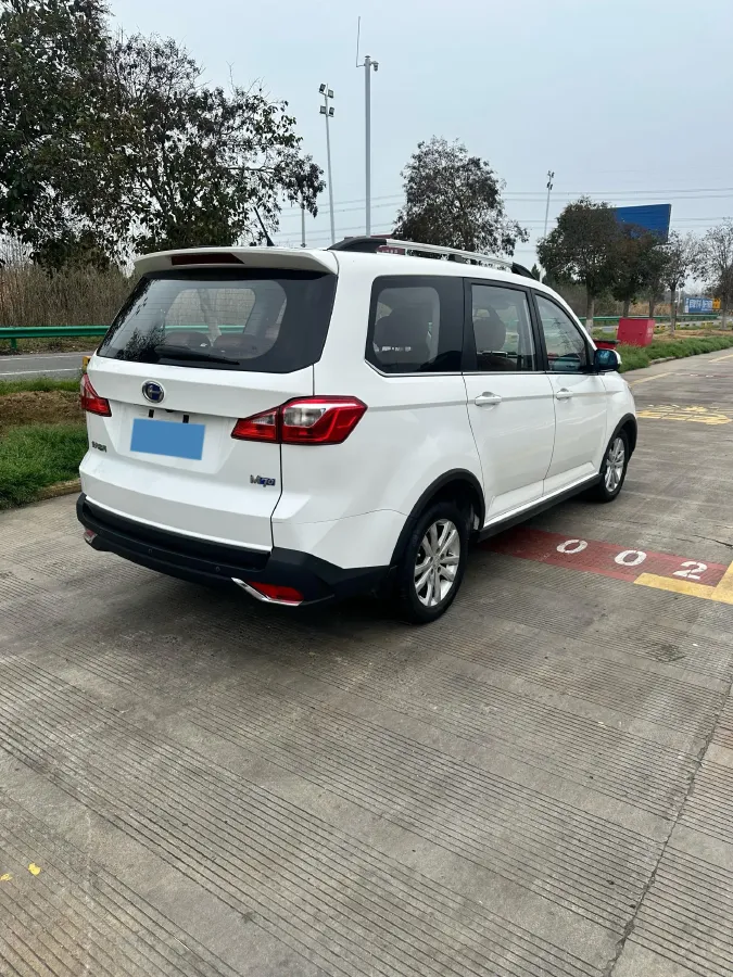 2017 BAIC ChangHe M70 1.5L 113HP L4 5MT,autocango,china used car exporter,china ev exporter,chinese used car exporter,chinese used ev exporter