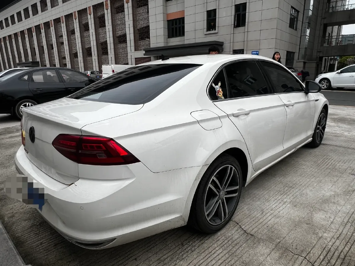 2019 Volkswagen Passat 1.4T 150HP L4 7DCT,autocango,china used car exporter,china ev exporter,chinese used car exporter,chinese used ev exporter