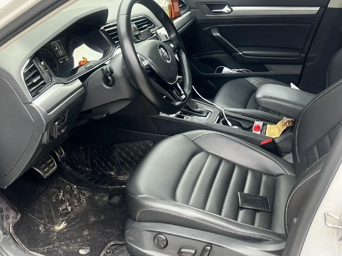 2019 Volkswagen Passat 1.4T 150HP L4 7DCT,autocango,china used car exporter,china ev exporter,chinese used car exporter,chinese used ev exporter