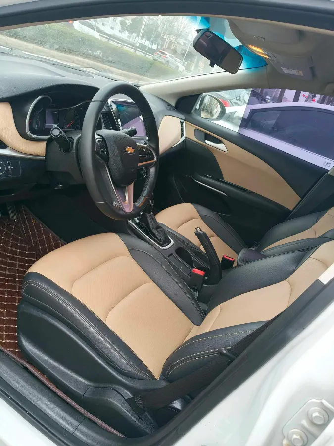 2020 Chevrolet Monza 1.5L 113HP L4 6AT,autocango,china used car exporter,china ev exporter,chinese used car exporter,chinese used ev exporter