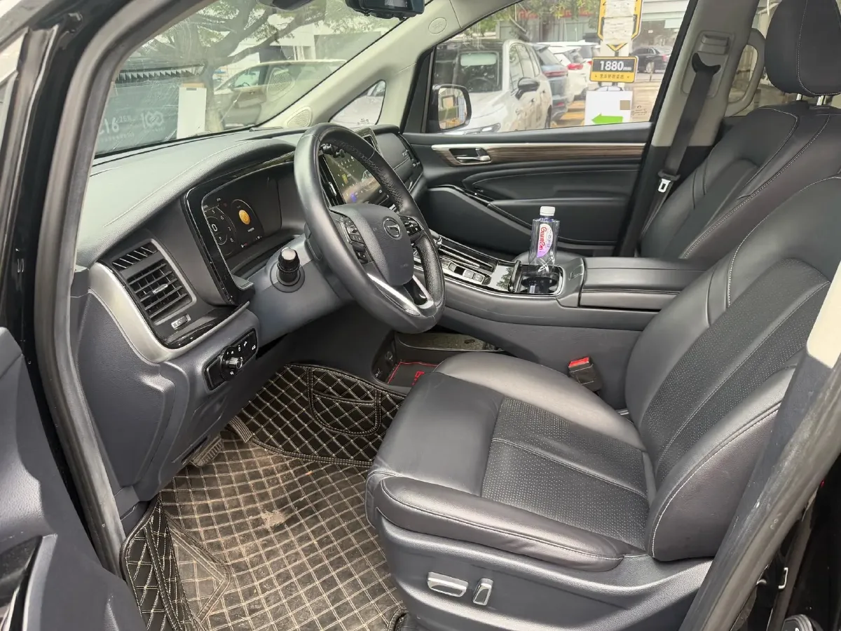 2021 GAC Trumpchi M8 2.0T 252HP L4 8AT,autocango,china used car exporter,china ev exporter,chinese used car exporter,chinese used ev exporter