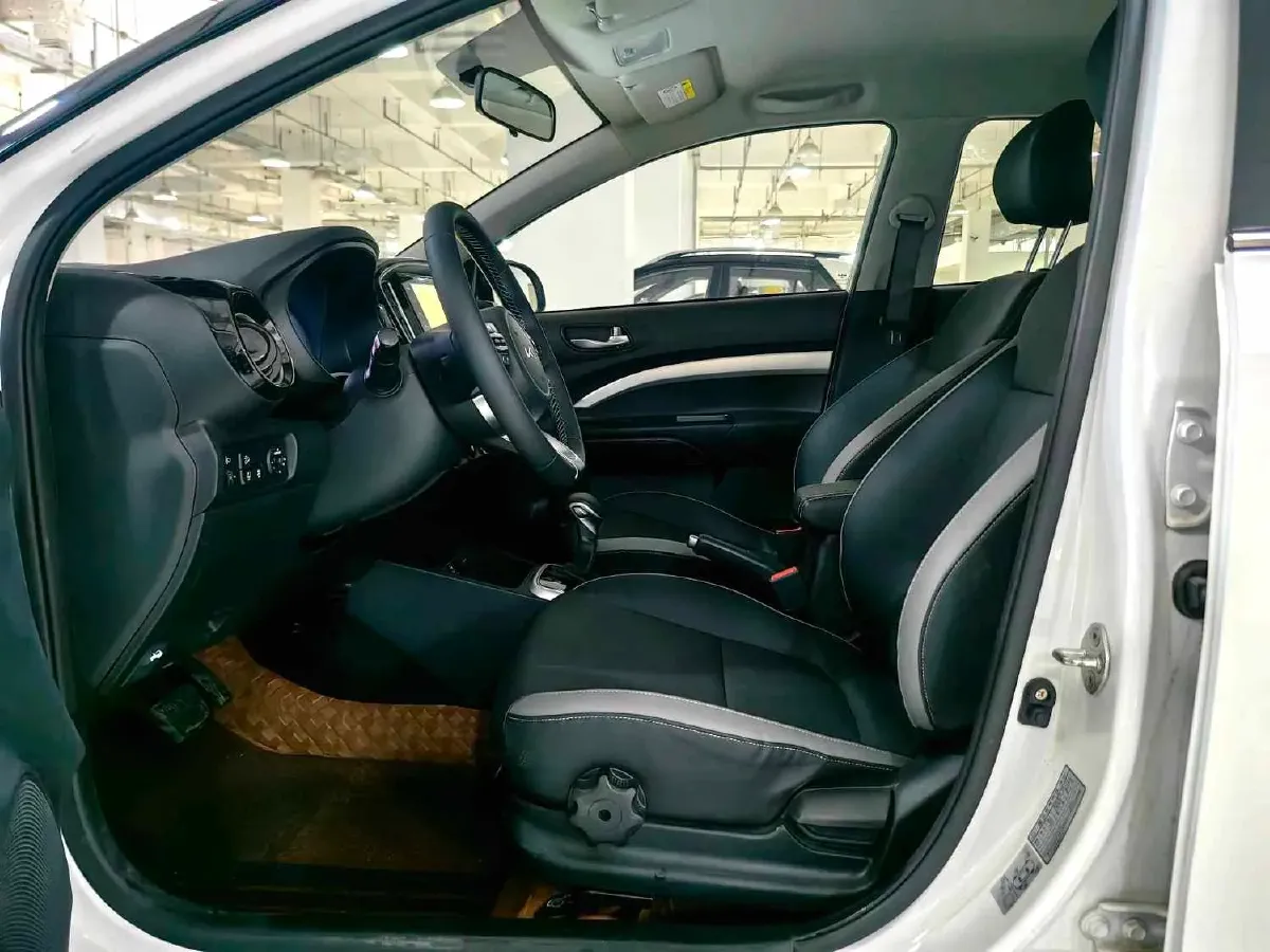 2021 Kia KX1 1.4L 100HP L4 6AT,autocango,china used car exporter,china ev exporter,chinese used car exporter,chinese used ev exporter